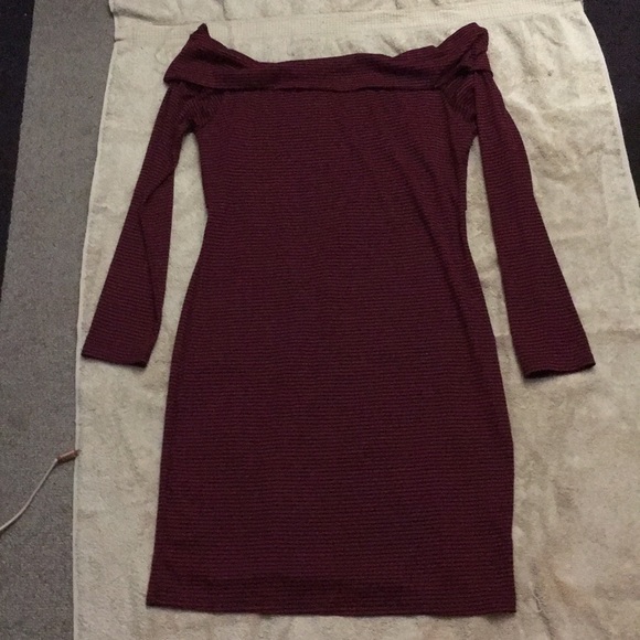 Charlotte Russe off shoulder dress - Picture 3 of 8